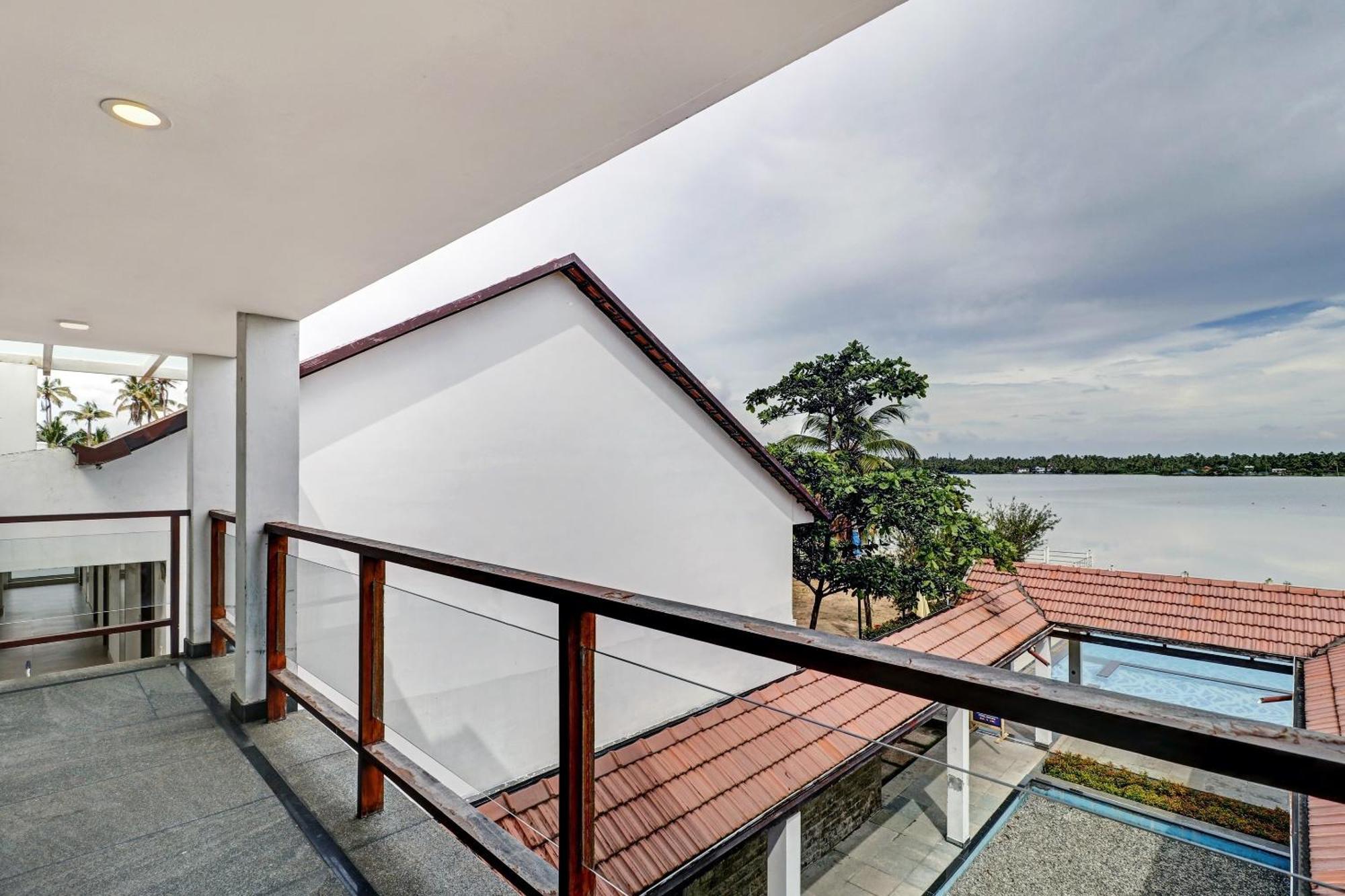 Townhouse Oak Edassery'S Sealine Villa Stay Kochi Luaran gambar